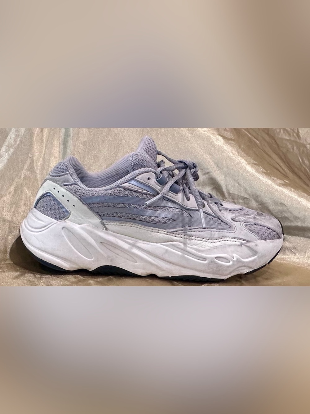 Adidas Yeezy Boost 700 V2 Static
